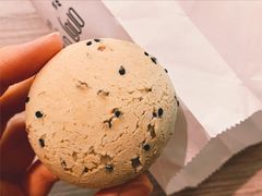 黑芝麻麻薯球-啊噗吐呦现场烘焙(麦凯乐店)