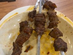 -白阿婆过油肉拌面·大盘鸡