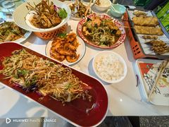 -嗨辣小聚·盘锦河蟹·海鲜烧烤龙虾(盘锦十年好店)