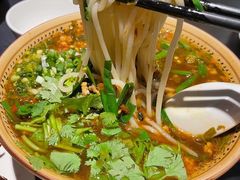 铜锅米线-南蛮子(进贤路店)