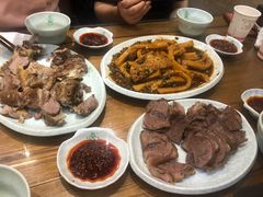 秘制牛腱子-清真·益鑫羊肉手抓馆(花园北街店)