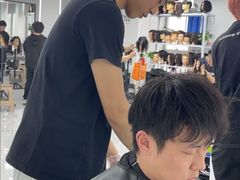 -首脑美容美发化妆美甲培训学校(长沙校区)