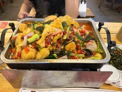 -后街佬·炭火鲜鱼杂(南城店)