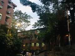 -广东外语外贸大学(白云山校区)