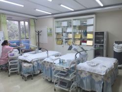 苗方清颜专业祛痘连锁机构(龙泽店)-苗方清颜专业祛痘