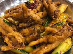 -江城燕子大排档(江汉路步行街店)