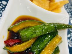 -八两八金·莱芜特色炒鸡(市南漳浦路店)