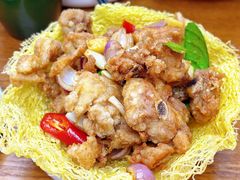 柠檬香叶鸡-云海肴·汽锅鸡·云南代表菜(天山百盛优客店)