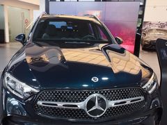 -上海星瀚奔驰4S店(红柳路店)