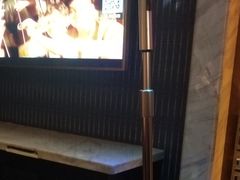 -唛客疯量贩式KTV(金飞达广场店)