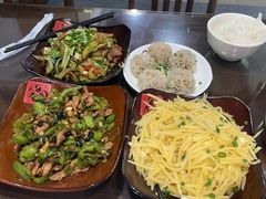 -朗妈私房菜(婺女州店)