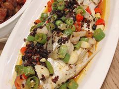 -山楂树融合菜餐厅