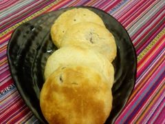 -香巴拉云南餐厅(华莱坞店)