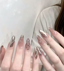 -斯馨·健康美甲美睫