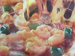 蛋黄焗饭虾仁披萨-汤姆家的牛排西餐厅(振华商厦店)