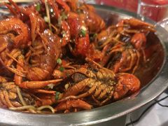 -顶峰夜宴·龙虾烧烤大排档(九江学院店)