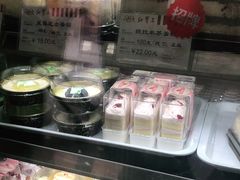 -红宝石·鲜奶小方(莘庄龙之梦店)