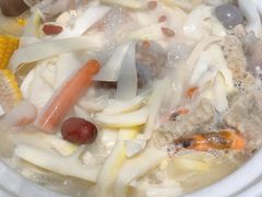 -三人行骨头王火锅(长寿店)
