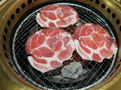 -蚂蚁洞·烤肉大营地(上海静安大悦城店)