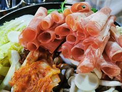 部队锅-MI WU FACTORY米屋美食工厂餐厅(绿地店)
