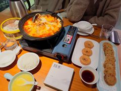 -莲餐厅·湖北菜·潜江小龙虾店(愚园路店)