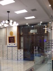 -靓芙泉专研痘痘肌