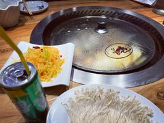 -营信刘罗锅铁锅炖(民主店)