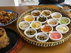 -包整·丝娃娃(一览甲秀楼风景店)