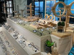 -Trend1881视光·蔡司视觉(领展广场店)