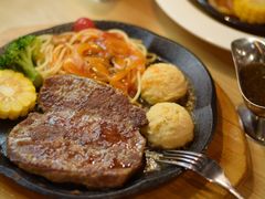 -豪约客牛排(百大奥莱店)