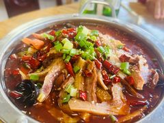 -溢心园香河肉饼总店