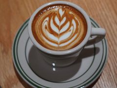 澳白-COTTON CAFE(德信·中外公寓店)