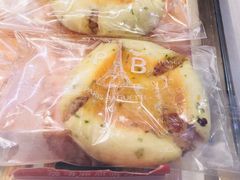 -巴黎贝甜(大宁国际商业广场店)