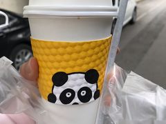 -熊猫一间店欧式奶茶铺