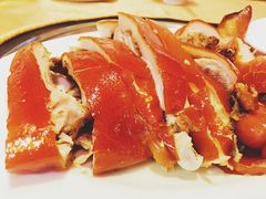 -东方之猪四更烤乳猪(金垦总店)