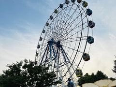 -蓝精灵乐园·世茂精灵之城主题乐园