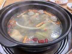 -濠轩阁特色生蚝火锅(水湾路店)