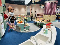 -奈尔宝家庭中心·亲子餐厅(北京东坝万达店)