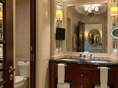 -广州富力丽思卡尔顿酒店