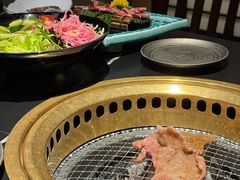 -山川小町·极番烧肉(新地假日广场店)
