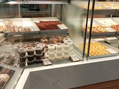 面包甜点陈列柜-珍糕兴(三林店)