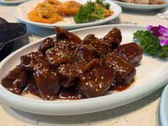 -巧克力渔家.小船海鲜胶东菜(万平口店)