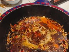 -何师傅美蛙鱼头(汉街店)