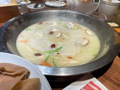 -佬土鹅肠火锅(解放路店)