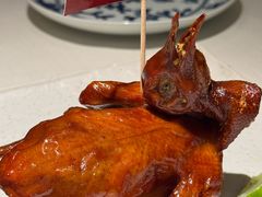 非遗红烧乳鸽-侨美食家·41年地道粤菜(恒福路店)