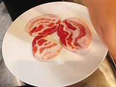 五花肉-韩聚屋韩国烤肉餐厅(新北万达店)