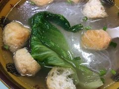 油豆腐粉丝汤-食惠里小笼包面馆(越秀店)