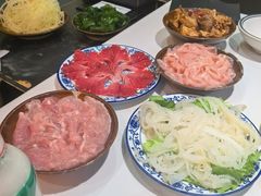 -卤校长老火锅(杨家坪直营店)