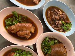 -Kha Mu Charoensang(Silom)