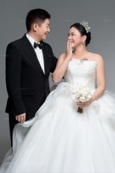 -雪中彩影婚纱摄影·微光艺术中心